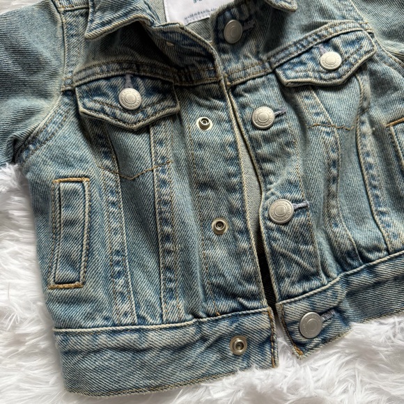 Old Navy Baby Blue Jean Jacket 3-6 month - Picture 2 of 7